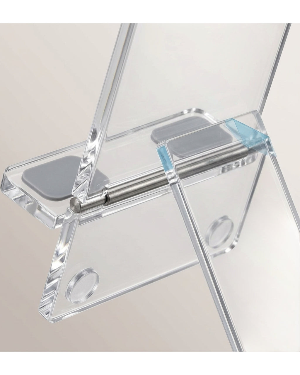 Hjfwk Clear Acrylic Dual-Panel Easel Phone Stand 17 cm - Detail view